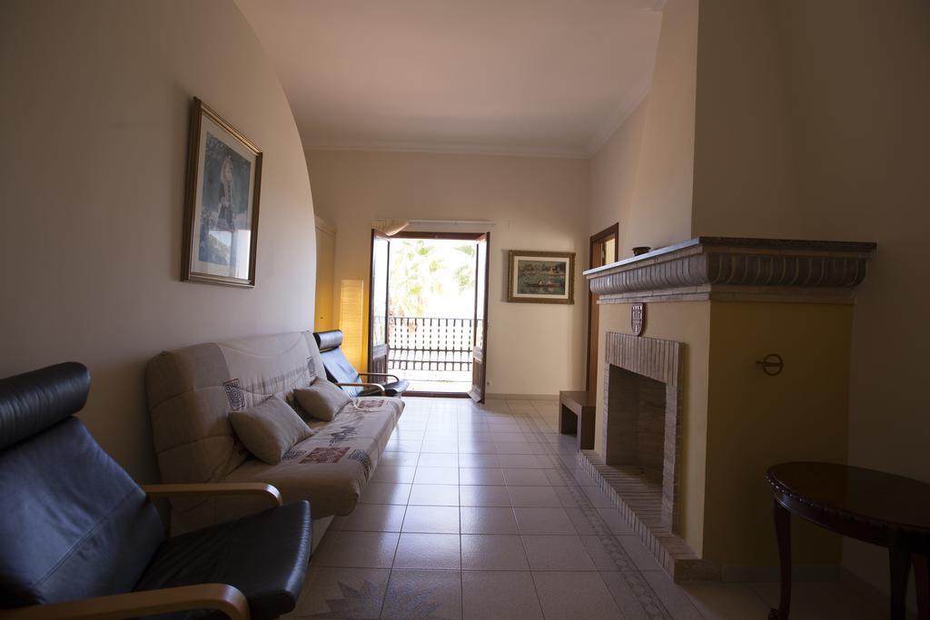 Hotel Cal Naudi Les Cases d'Alcanar Εξωτερικό φωτογραφία