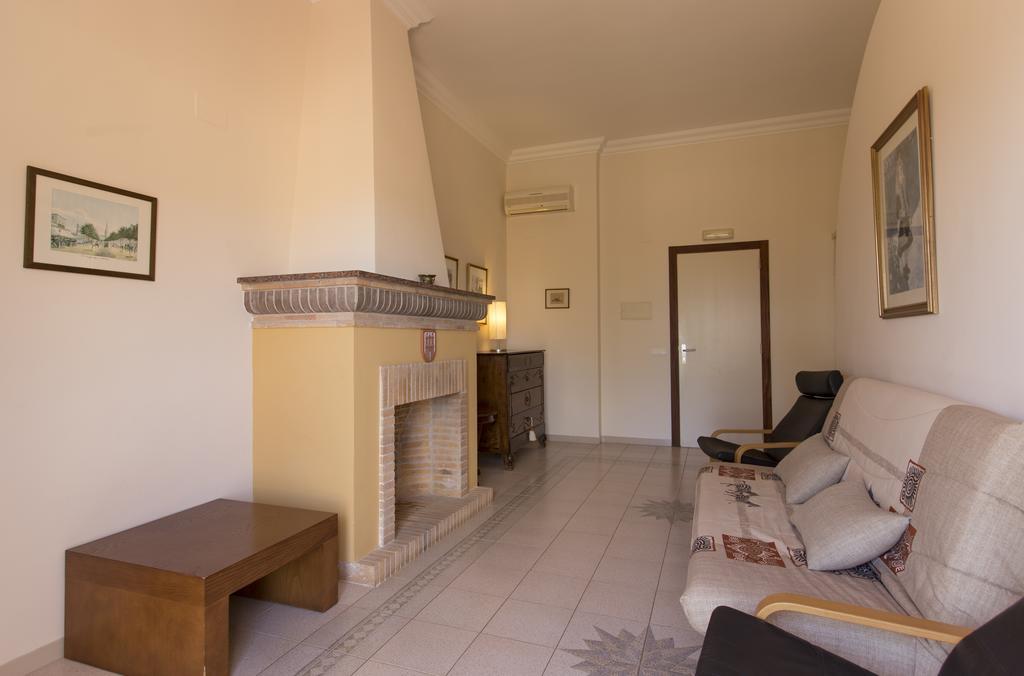 Hotel Cal Naudi Les Cases d'Alcanar Εξωτερικό φωτογραφία