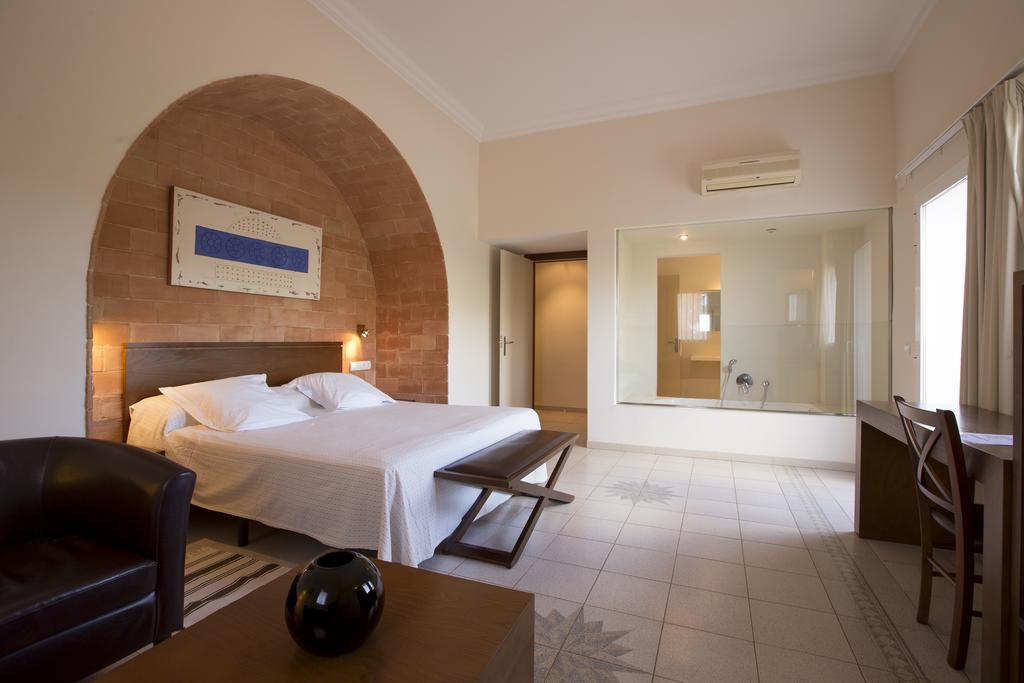 Hotel Cal Naudi Les Cases d'Alcanar Εξωτερικό φωτογραφία