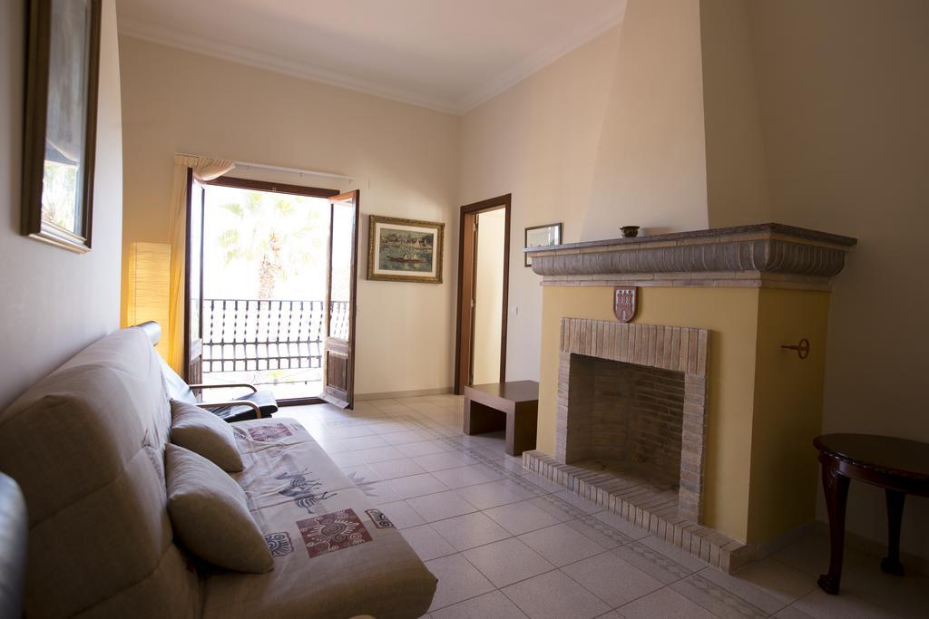 Hotel Cal Naudi Les Cases d'Alcanar Εξωτερικό φωτογραφία